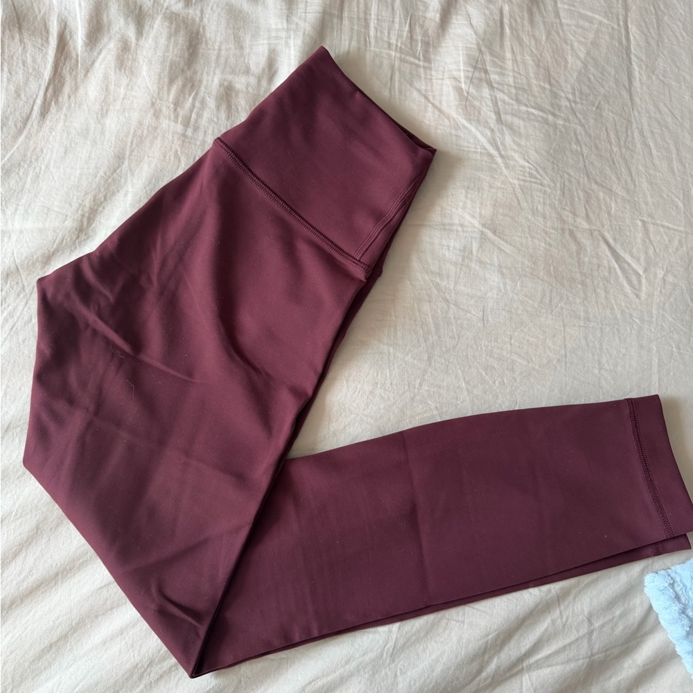 BASICALLY UNWORN Lululemon Plum size 4 Align Leggings